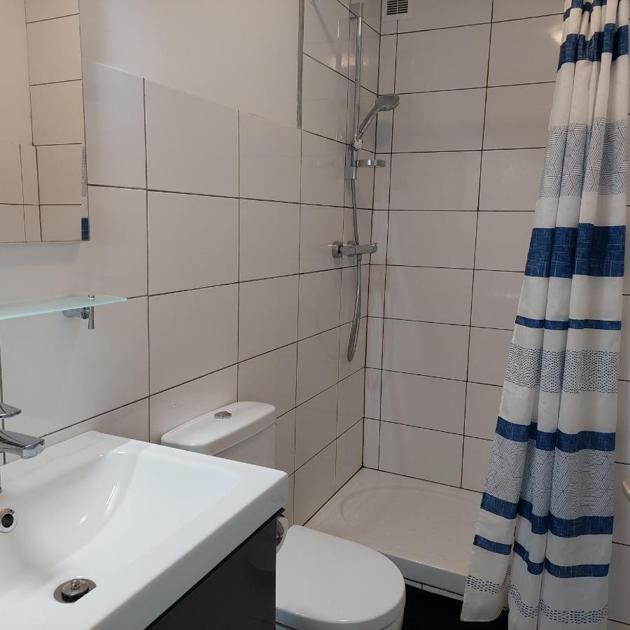 Studio Proche Plages / En Couple Ou Avec Enfants Benodet Exterior photo